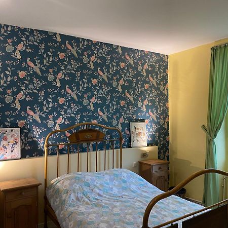 Coulonges  Chambres D'Hotes La Chaumiere מראה חיצוני תמונה